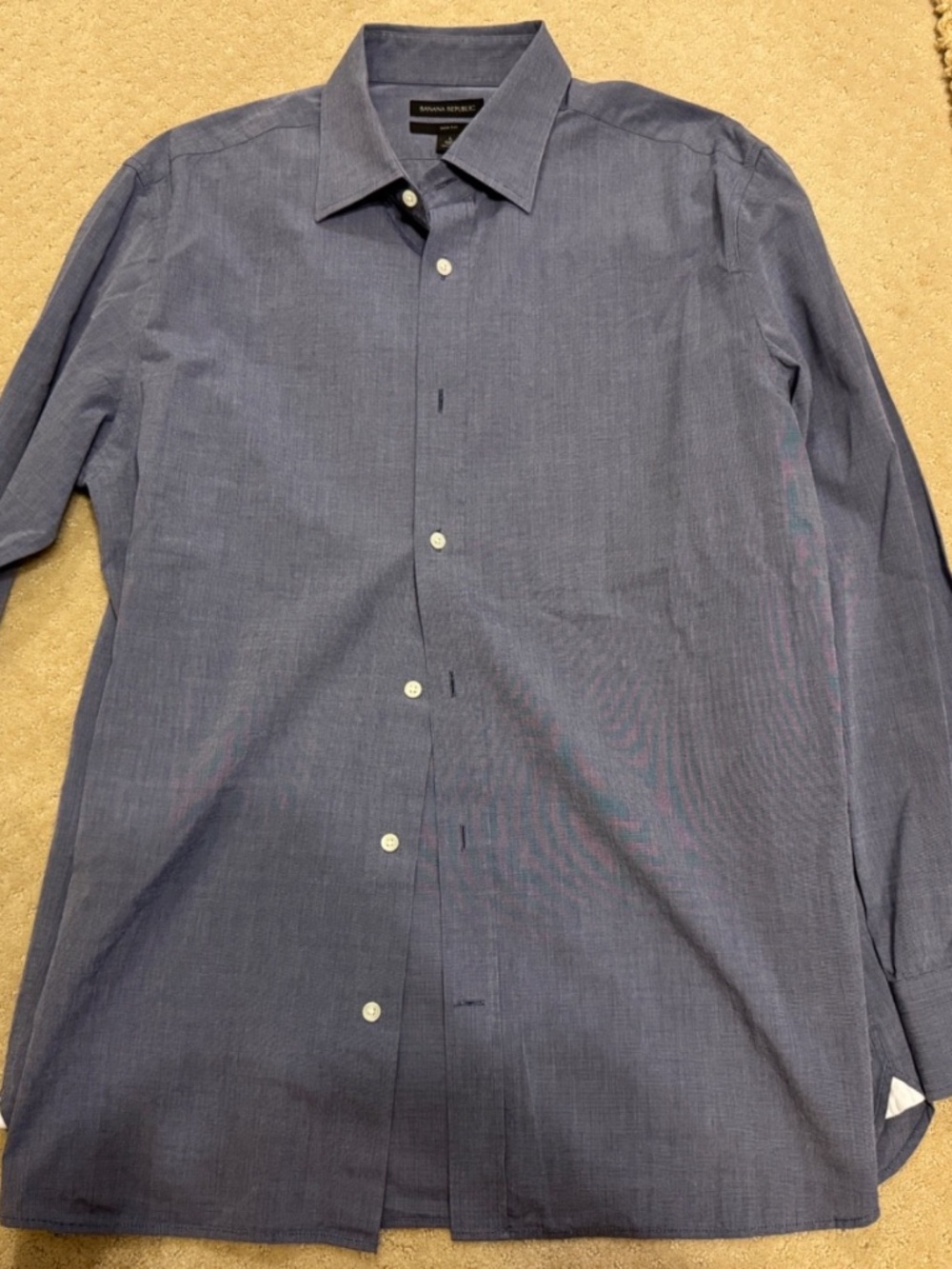 Banana Republic Poplin Slim Fit L Button Down. Large.
